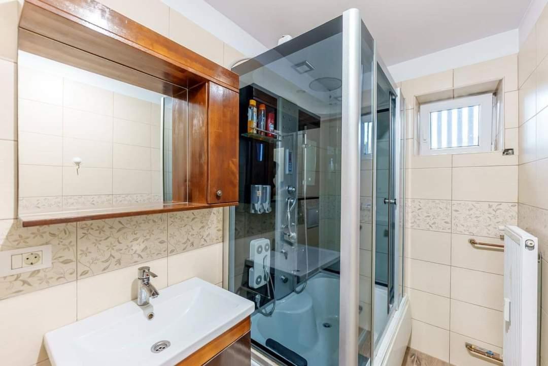 Central Apartament Cristian Arad Exterior foto